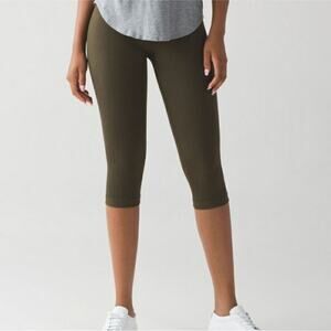 Lululemon Flow & Go Crop SEE MEASUREMENTS